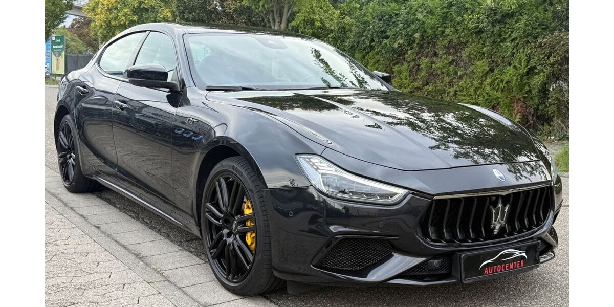 Maserati Ghibli 37.000 km 52.900 &euro; Weinheim 69469