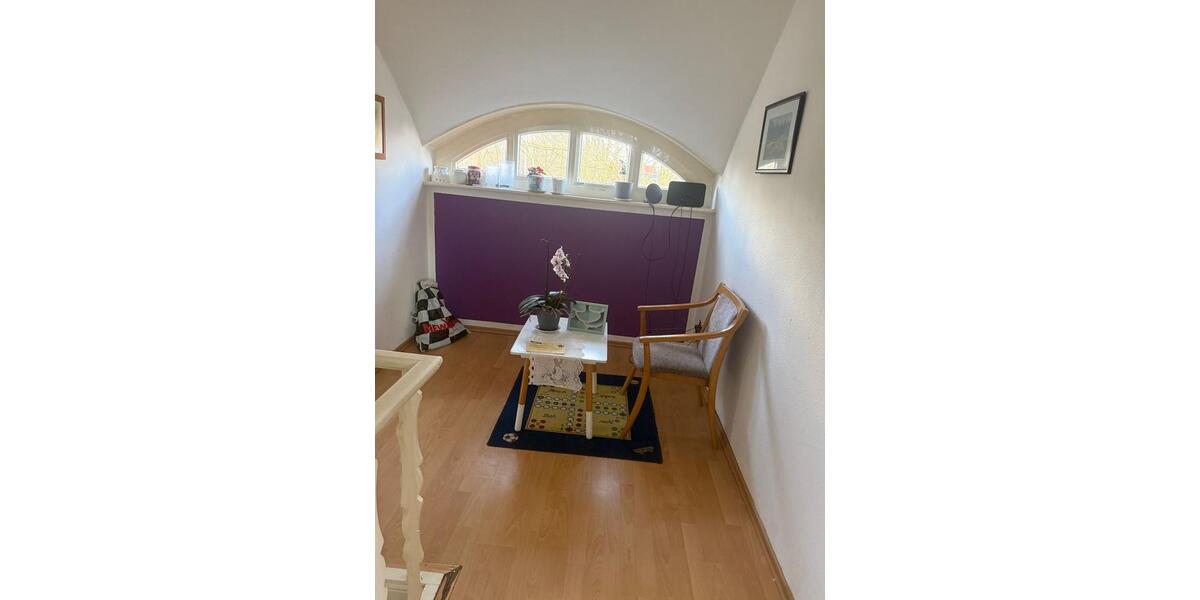 Dachgeschoßwohnung Friedeburg - 3 Zimmer, 80 m&sup2;, 600&euro; | Angebot:26347980