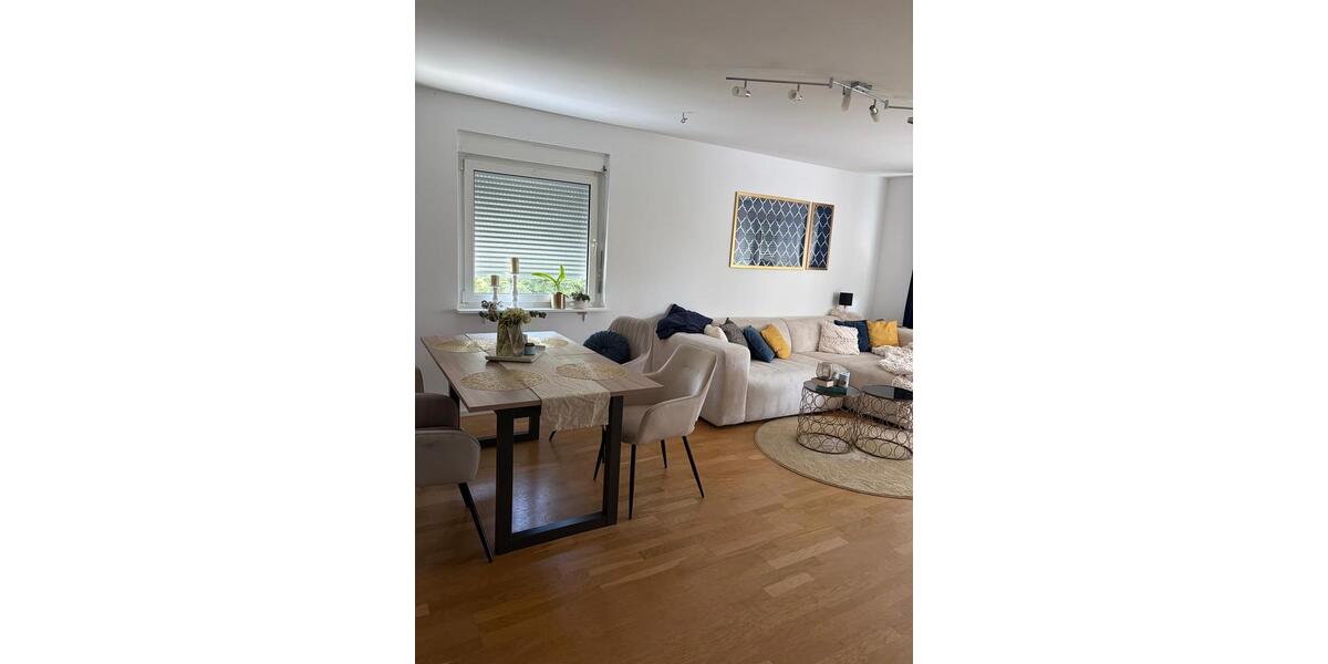 Etagenwohnung Schopfheim - 3 Zimmer, 75 m&sup2;, 290.000&euro; | Angebot:26987272