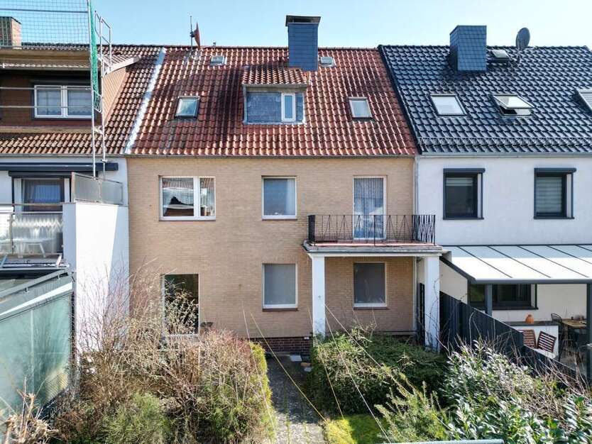 Haus zum Kaufen in Wolfsburg 225.000 € 162 m²