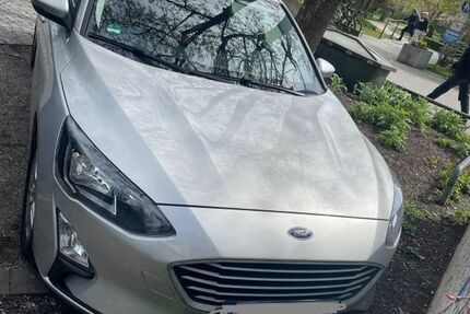 Ford Focus 86.600 km 13.500 &euro; Rosenheim 83024