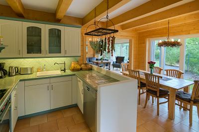 TRAUMHAFTES WOHNDOMIZIL IN FALKENSEE MIT RENDITE - Zweifamilienhaus Falkensee | Angebot:26302050