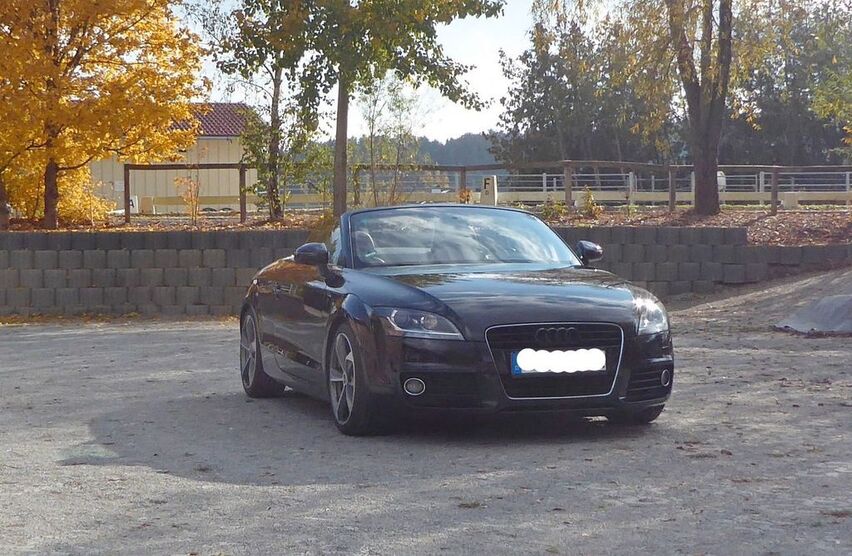 Audi TT 212.000 km 9.700 € Haarbach 94542