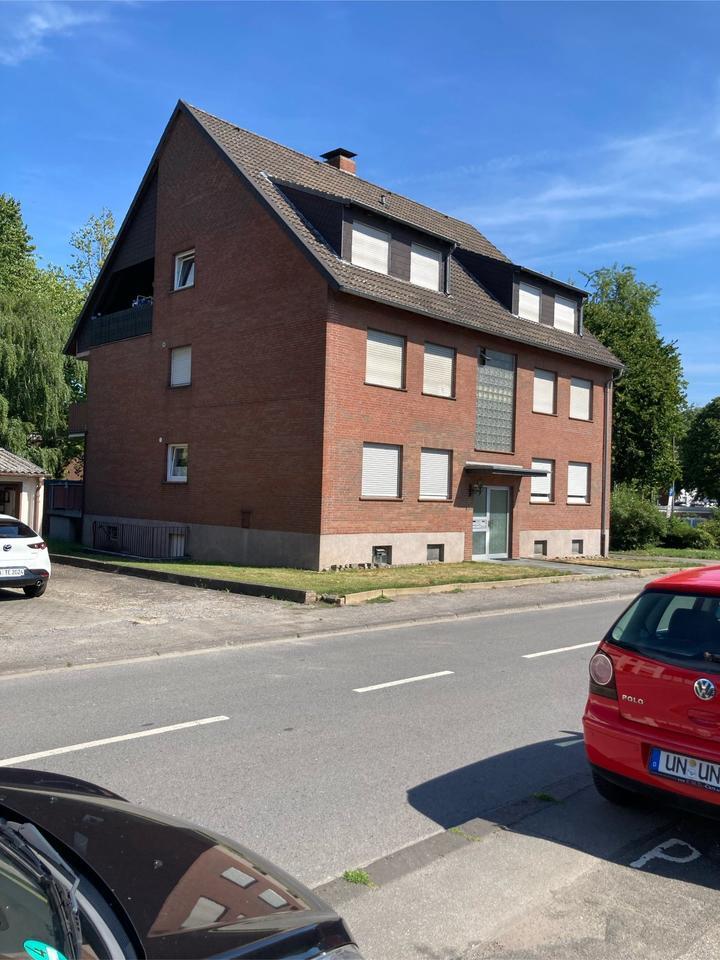 Erstbezug nach Kernsanierung *Wohnung in Unna* zimmer