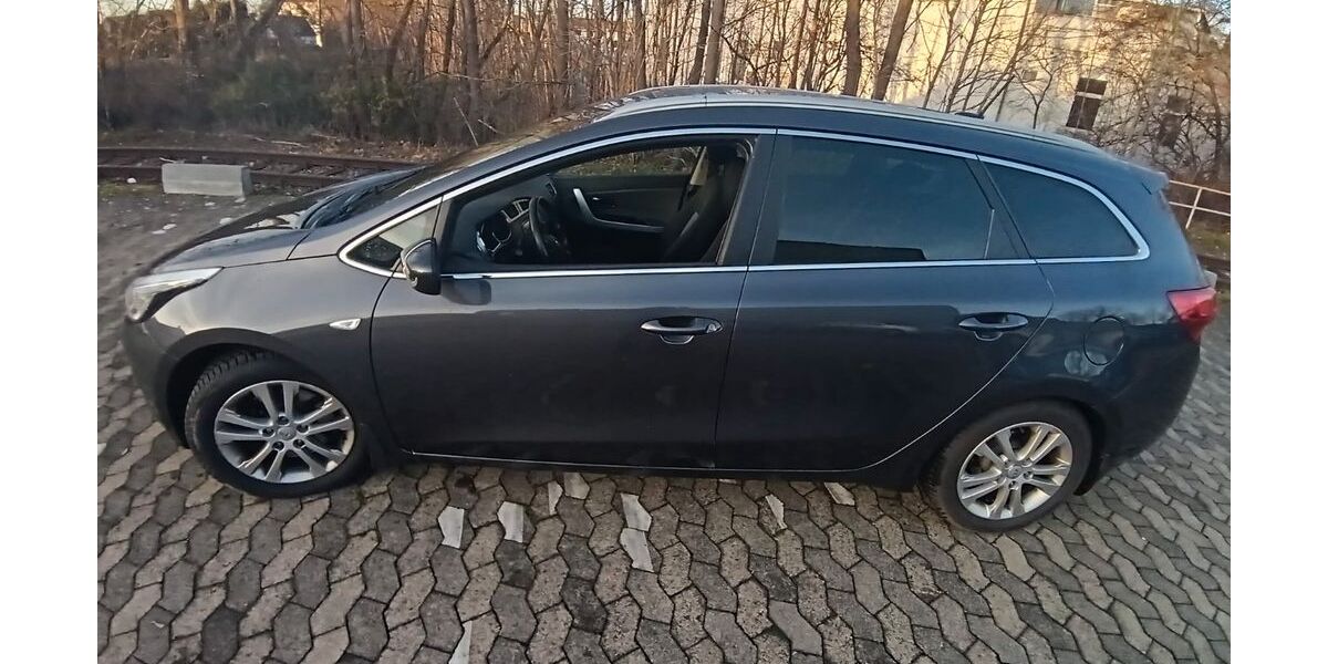 Kia ceed Sportswagon 173.000 km 5.899 &euro; Göttingen 37079