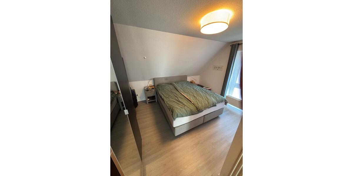 Dachgeschoßwohnung Bad Oeynhausen Rehme - 3 Zimmer, 79 m&sup2;, 249.500&euro; | Angebot:26250396