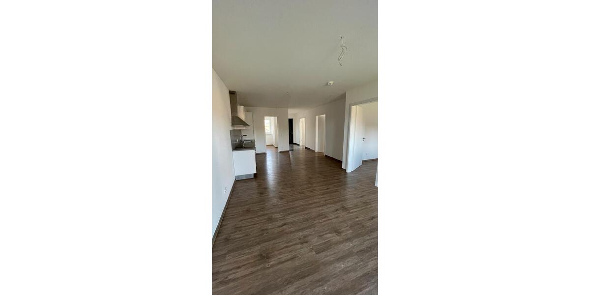 Erdgeschoßwohnung Hardheim - 3 Zimmer, 72 m&sup2;, 900&euro; | Angebot:26152473