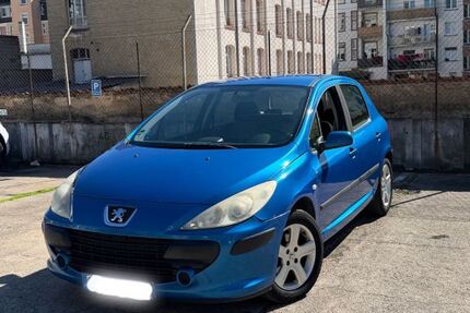 Peugeot 307 270.000 km 1.400 &euro; Offenbach 63067