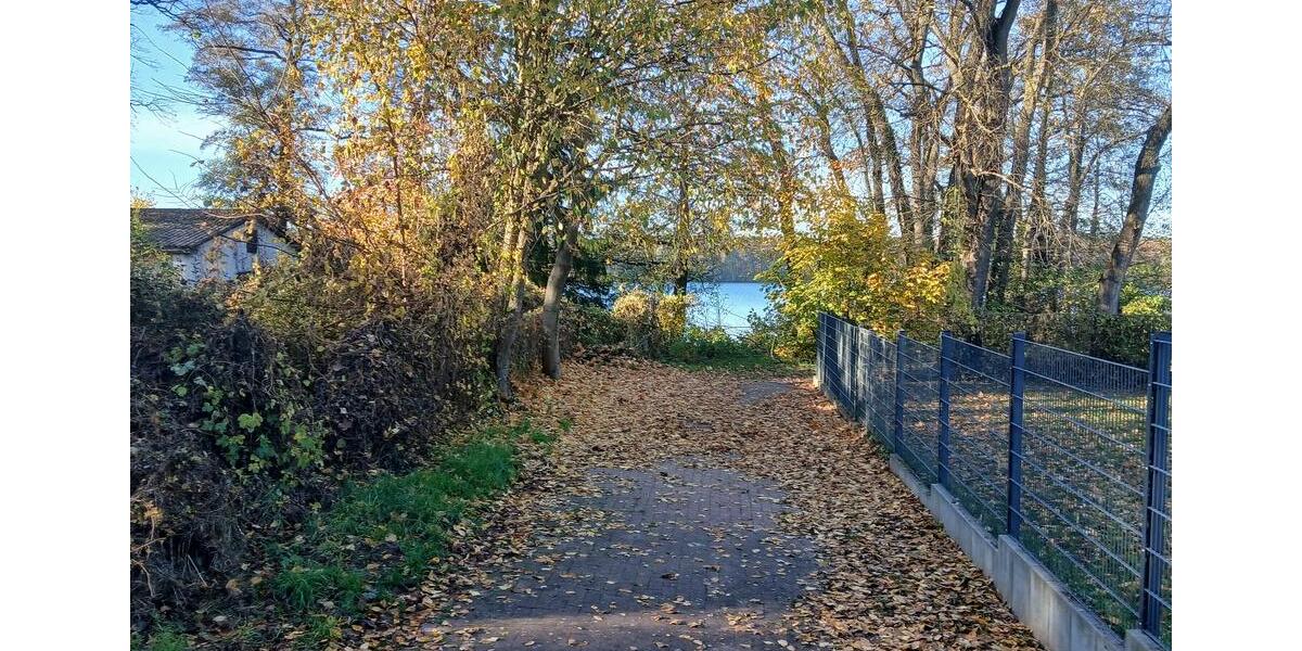 Attraktive 3-Zimmer-Wohnung mit Wintergarten, Terrasse und Garten 3 zimmer