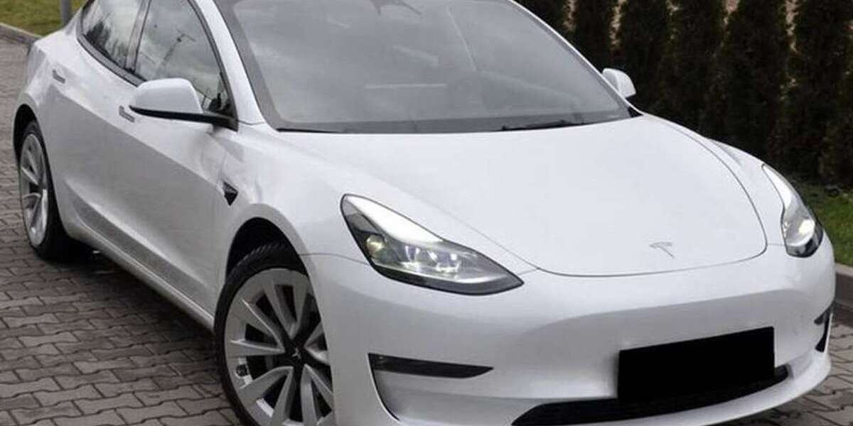 Tesla Model 3 47.841 km 15.000 &euro; Langenneufnach 86863