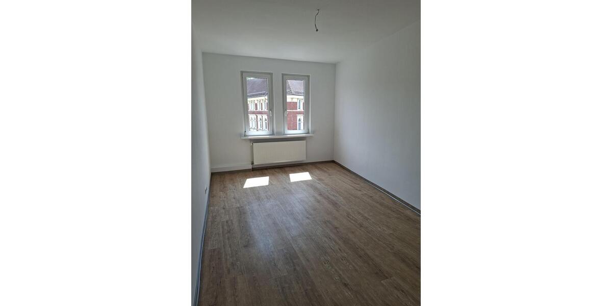 Etagenwohnung Seesen - 4 Zimmer, 96 m&sup2;, 624&euro; | Angebot:26645672