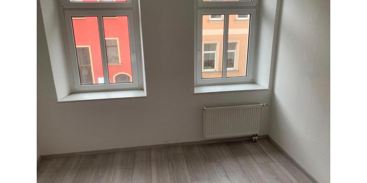 Etagenwohnung Schleiz - 3 Zimmer, 82 m&sup2;, 530&euro; | Angebot:26225826