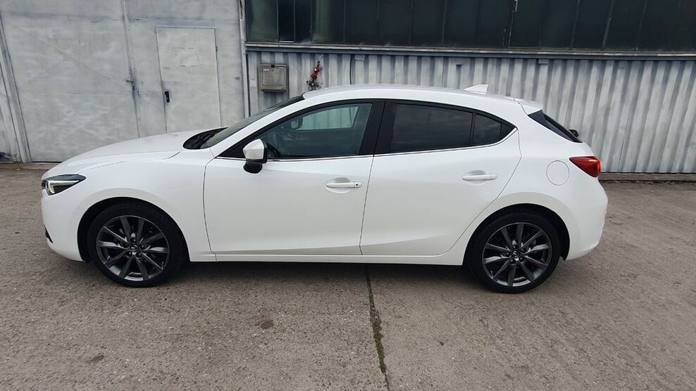 Mazda 3 64.600 km 14.000 € Neuhofen 67141