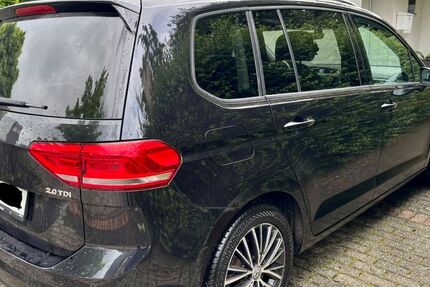 VW Touran 209.350 km 11.990 &euro; Mönchengladbach - Neuwerk 41066