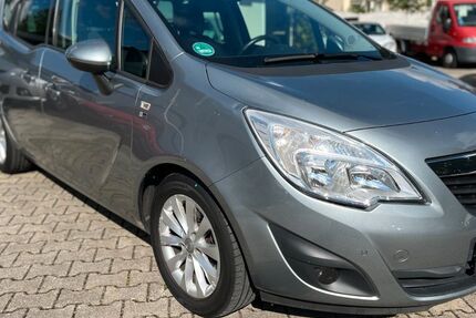 Opel Meriva 116.000 km 3.990 € München 81825