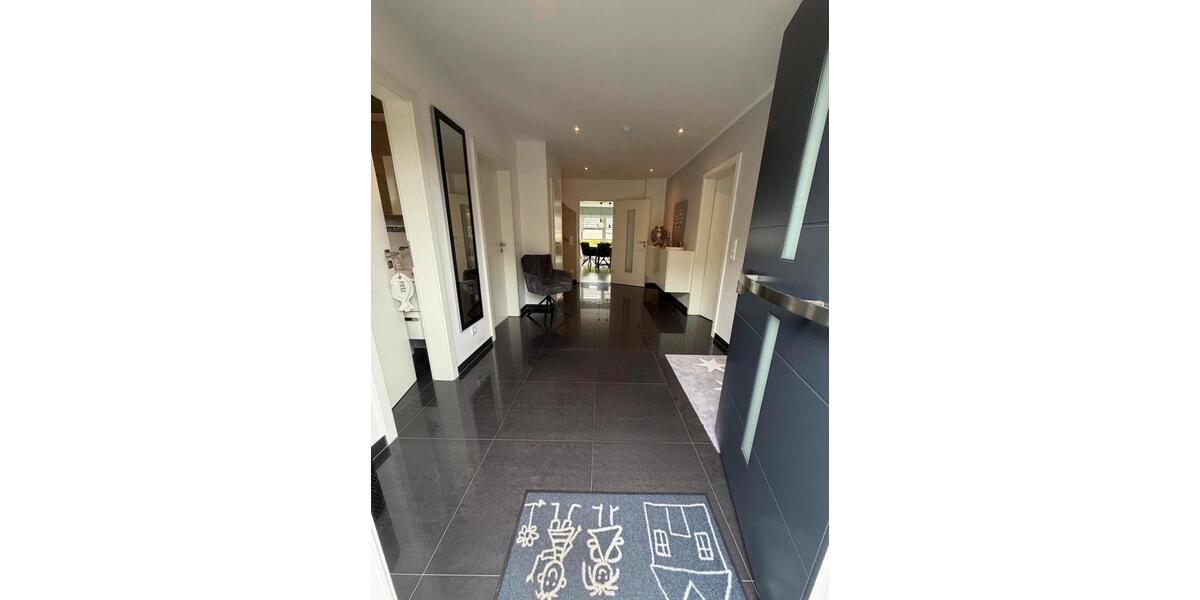 Einfamilienhaus Harrislee - 8 Zimmer, 204 m&sup2;, 899.000&euro; | Angebot:27146919