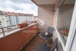 Helle und freundliche 2-Zimmerwohnung im 4.OG mit Aufzug & Balkon - Einbauküche zur Ablöse