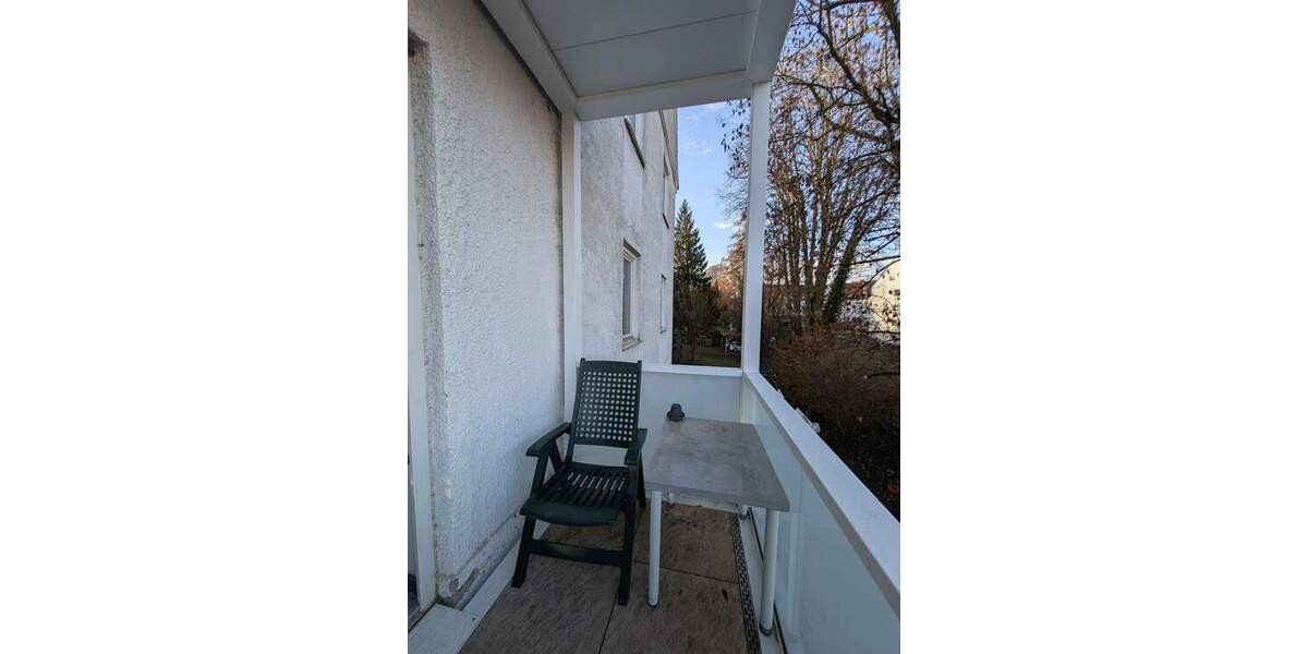 Moderne Altbauwohnung im Herzen von Pfersee 2 zimmer