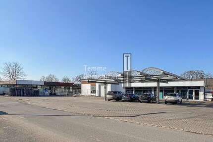 Halle in Erlangen 1.980.000 € 2278.53 m²
