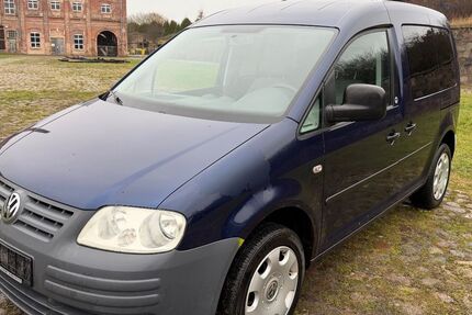 VW Caddy 290.697 km 2.400 &euro; Tessin 18195