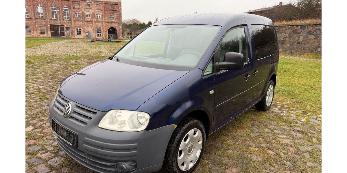 VW Caddy 290.697 km 3.300 € Tessin 18195