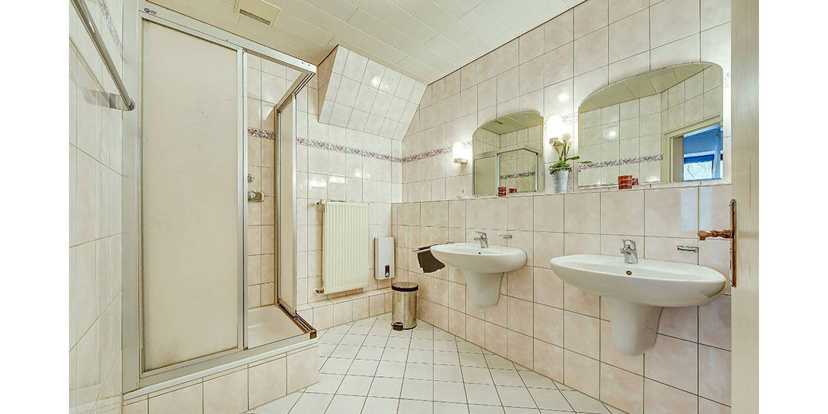 Einfamilienhaus Waltrop - 8 Zimmer, 316 m&sup2;, 549.500&euro; | Angebot:26343718