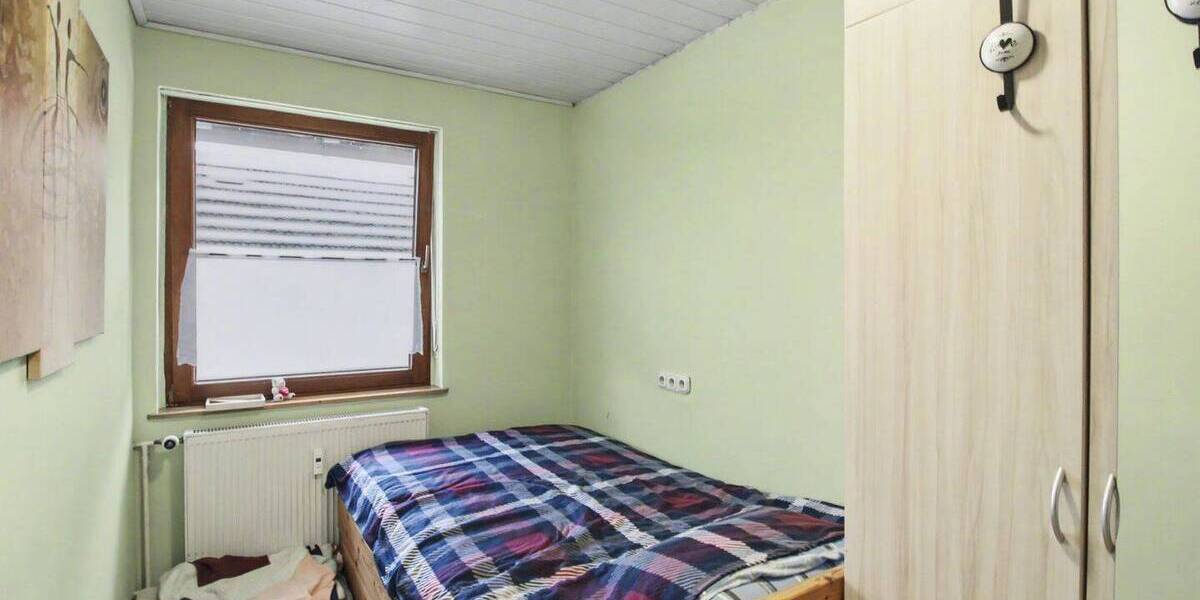 Mehrfamilienhaus, Wohnhaus Lich Bettenhausen - 6 Zimmer, 151 m&sup2;, 195.000&euro; | Angebot:26029083