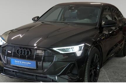 Audi e-tron 42.700 km 36.785 &euro; München 81476