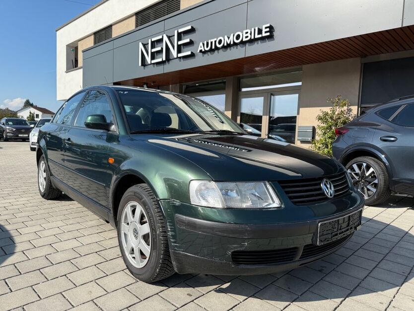 VW Passat 96.000 km 2.490 € Rohrdorf-Thansau 83101