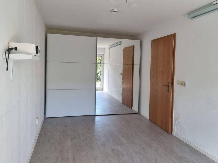 Ruhige, lichtdurchflutete 2-Zimmer GartenWohnung - 59 qm - mit Südterrasse im Münchner Norden