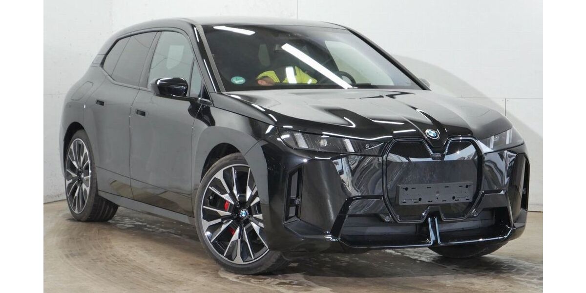 BMW iX 1.660 km 95.490 &euro; Rohr i. NB (bei Regensburg) 93352