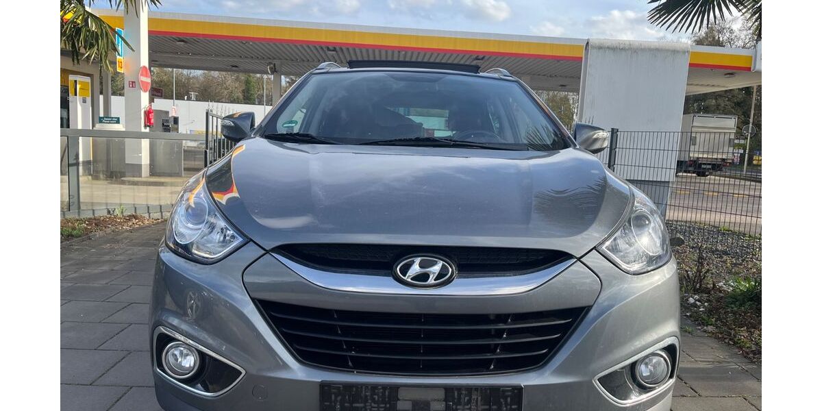Hyundai ix35 162.000 km 6.800 &euro; Bedburg 50181