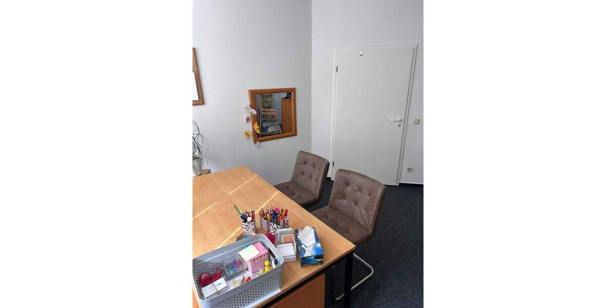 Gewerbeobjekt Zschopau - 5 Zimmer, 130 m&sup2;, 715&euro; | Angebot:22950127