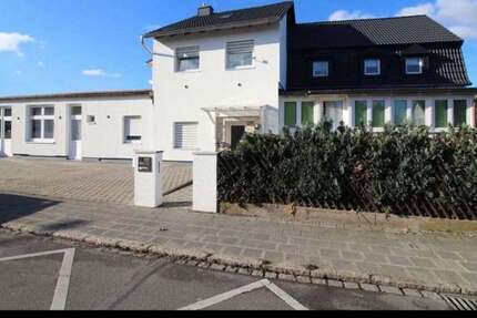 Haus Stein - 8 Zimmer, 390 m&sup2;, 890.000&euro; | Angebot:27718634