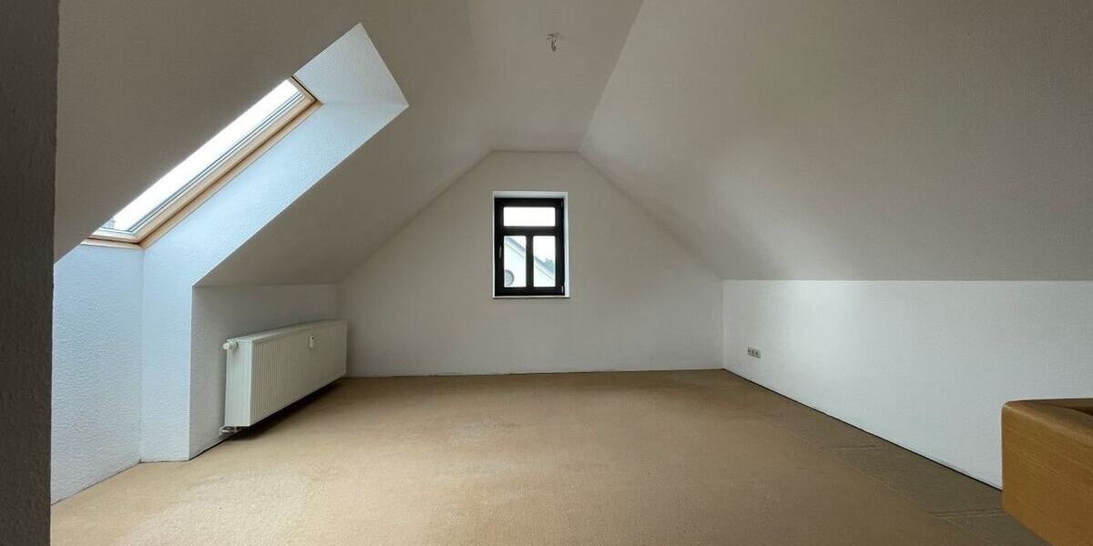 EIGENNUTZER aufgepasst - individuell gestaltbare Maisonette mit Balkon, Garage und Stellplatz! - Dachgeschoßwohnung Bärenstein Niederschlag | Angebot:26003490