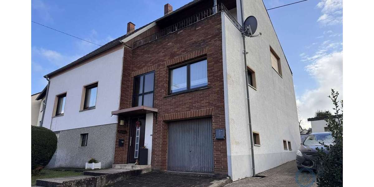 Haus zum Kaufen in Heusweiler Holz 289.000 € 208.6 m² 8 zimmer