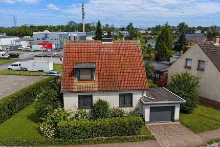 Haus Dessau-Rosslau Törten - 5 Zimmer, 120 m&sup2;, 140.000&euro; | Angebot:26331134