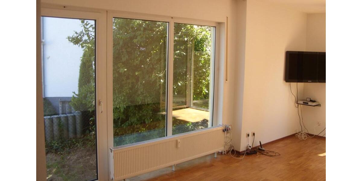 Doppelhaushälfte Eschborn - 4.5 Zimmer, 126 m&sup2;, 1.980&euro; | Angebot:26253882