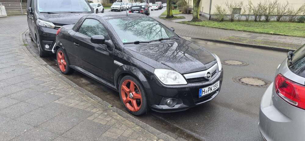 Opel Tigra 209.000 km 1.390 &euro; Hannover 30179
