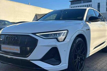 Audi e-tron 47.631 km 36.950 &euro; Hamburg 22047