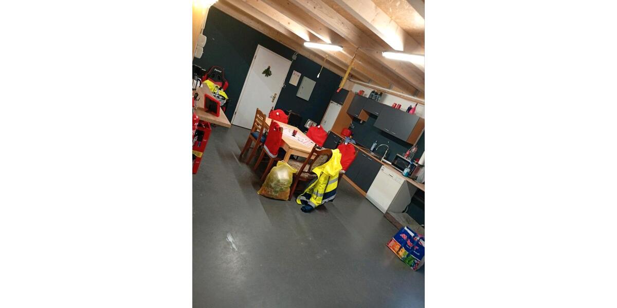 Gewerbeobjekt Högel - 1.300&euro; | Angebot:26312421