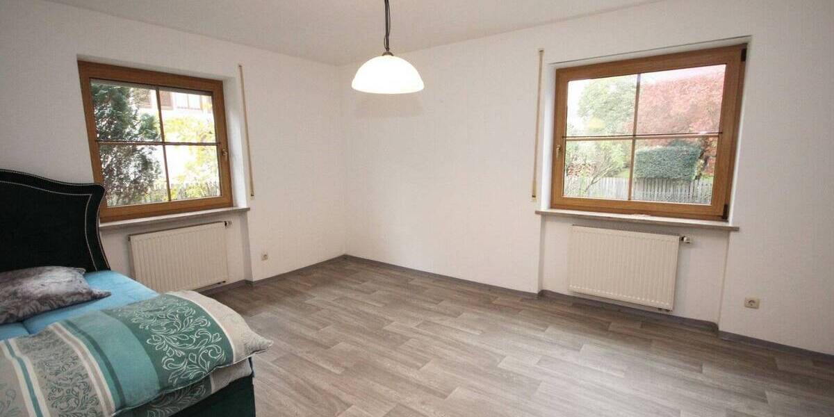 Mehrfamilienhaus, Wohnhaus Mühlhausen - 7 Zimmer, 222 m&sup2;, 535.000&euro; | Angebot:25660556