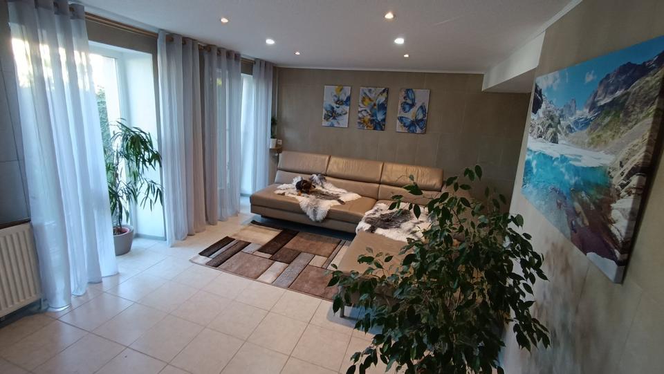 Einfamilienhaus Saarburg - 7 Zimmer, 242 m&sup2;, 650.000&euro; | Angebot:27154234