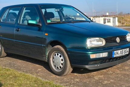 VW Golf 82.000 km 4.490 &euro; Bad Sobernheim 55566
