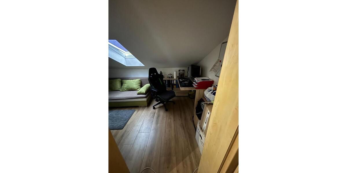 Dachgeschoßwohnung Regen - 3 Zimmer, 107 m&sup2;, 195.000&euro; | Angebot:27226208