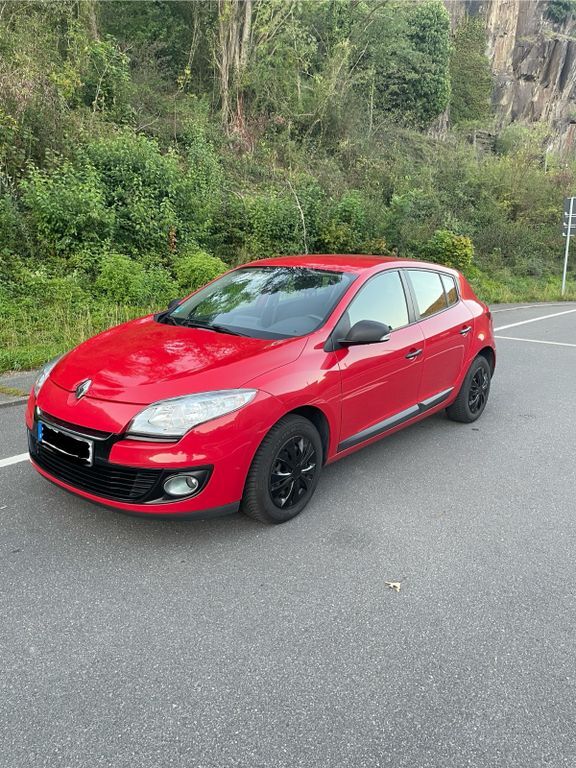 Renault Megane 135.000 km 3.700 € Nievern 56132