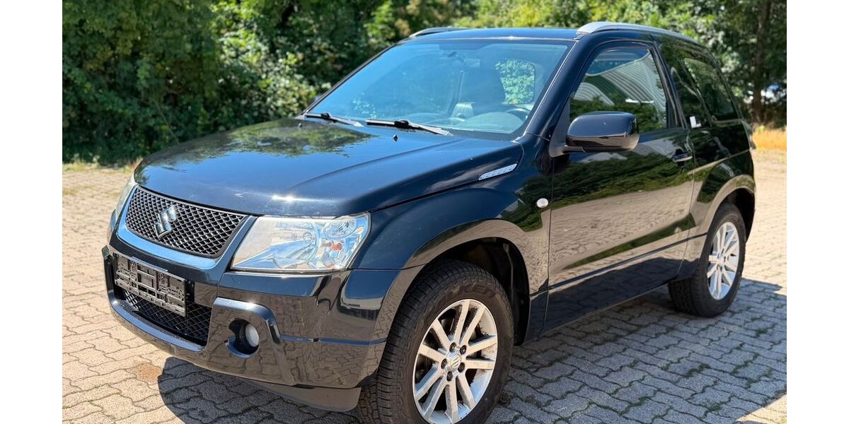 Suzuki Grand Vitara 178.000 km 3.900 &euro; Hannover 30179