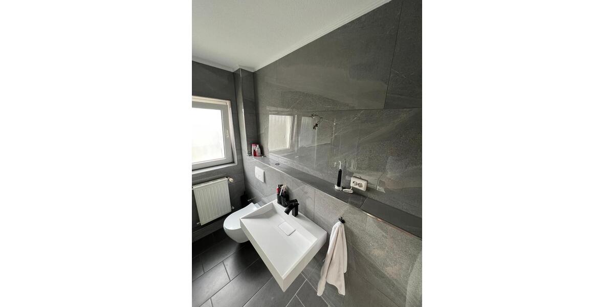 Maisonettenwohnung Burscheid - 5 Zimmer, 107 m&sup2;, 379.000&euro; | Angebot:24237533