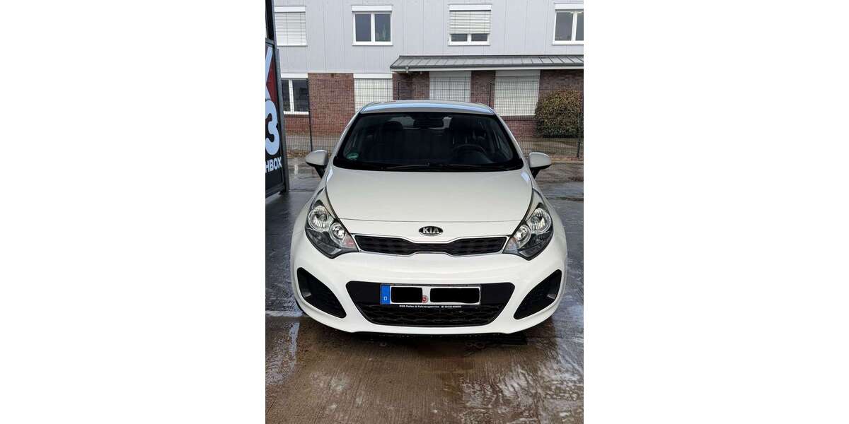 Kia Rio 119.400 km 5.499 &euro; Lohne 49393