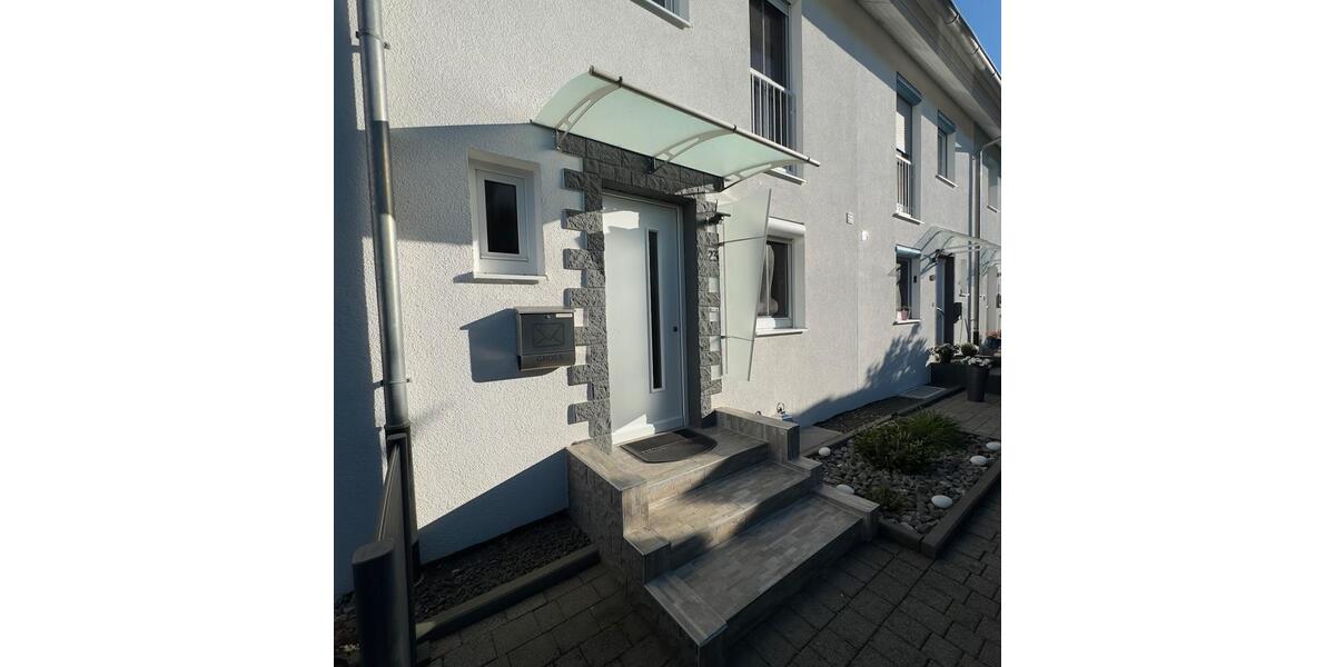 Reihenhaus Uhingen - 4 Zimmer, 132 m&sup2;, 489.000&euro; | Angebot:26400267
